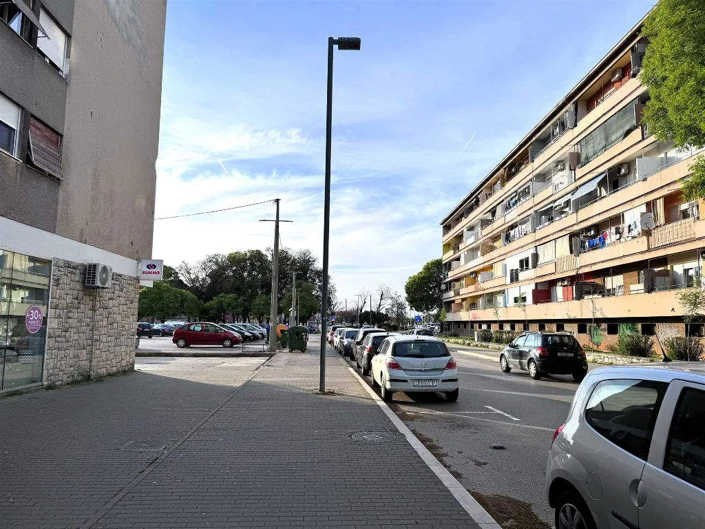 Balcony Apartment for 4 Guests in Zadar