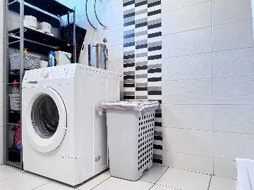 Balcony Apartment for 4 Guests in Zadar