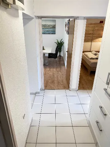Balcony Apartment for 4 Guests in Zadar