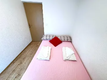 Balcony Apartment for 4 Guests in Zadar