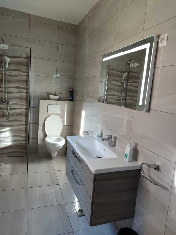 3-Bedroom Villa with Private Pool in Poličnik