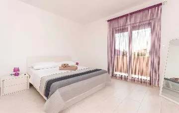 3-Bedroom Villa with Private Pool in Poličnik