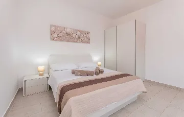 3-Bedroom Villa with Private Pool in Poličnik