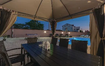 3-Bedroom Villa with Private Pool in Poličnik