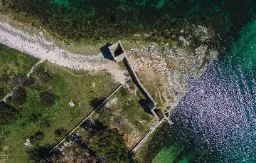 Vir Holiday House for Up to 12 Guests