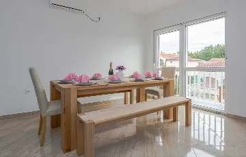 Vir Holiday House for Up to 12 Guests