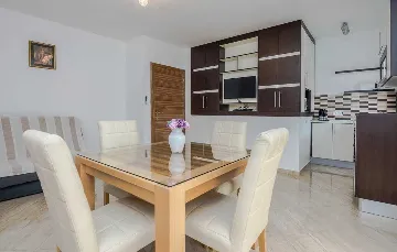 Vir Holiday House for Up to 12 Guests