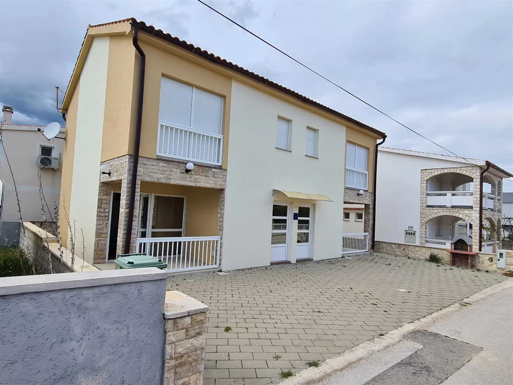 Vir Holiday House for Up to 12 Guests