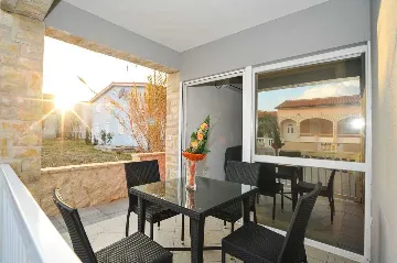 Vir Holiday House for Up to 12 Guests