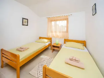 Air-Conditioned 2-Bedroom Apartment in Vodice