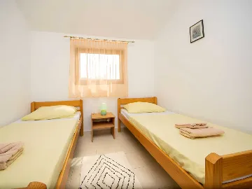 Air-Conditioned 2-Bedroom Apartment in Vodice