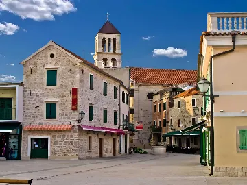 Air-Conditioned 2-Bedroom Apartment in Vodice