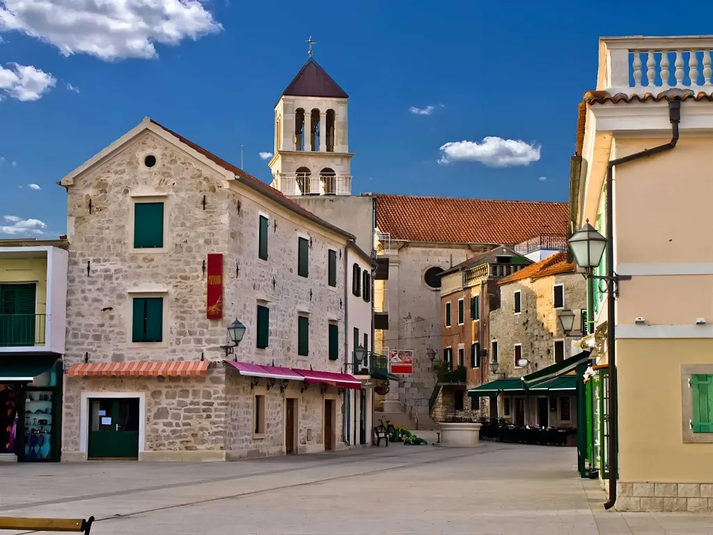 Air-Conditioned 2-Bedroom Apartment in Vodice