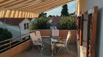 Air-Conditioned 2-Bedroom Apartment in Vodice