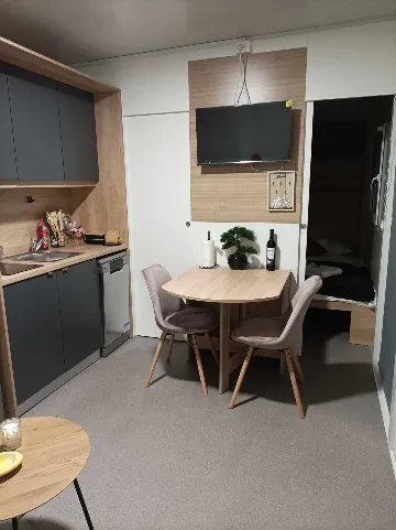 Mobile Home with Terrace and Shared Pool in Pirovac