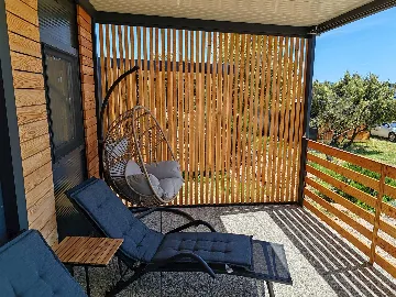 Mobile Home with Terrace and Shared Pool in Pirovac