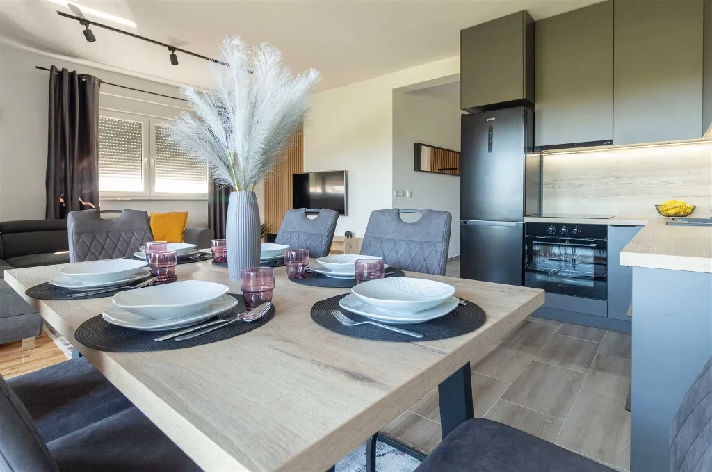 Privlaka Apartment near the Beach for 6 Guests