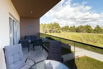 Privlaka Apartment near the Beach for 6 Guests