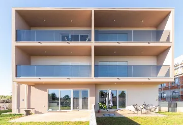 Privlaka Apartment near the Beach for 6 Guests