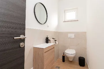 Privlaka Apartment near the Beach for 6 Guests