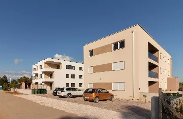 Privlaka Apartment near the Beach for 6 Guests