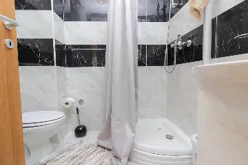 Apartment with Sea View in Nin for 4 Guests