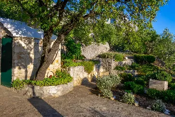 Baška Voda Holiday House with Jacuzzi for 2