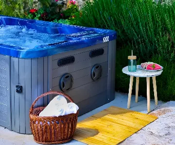 Baška Voda Holiday House with Jacuzzi for 2