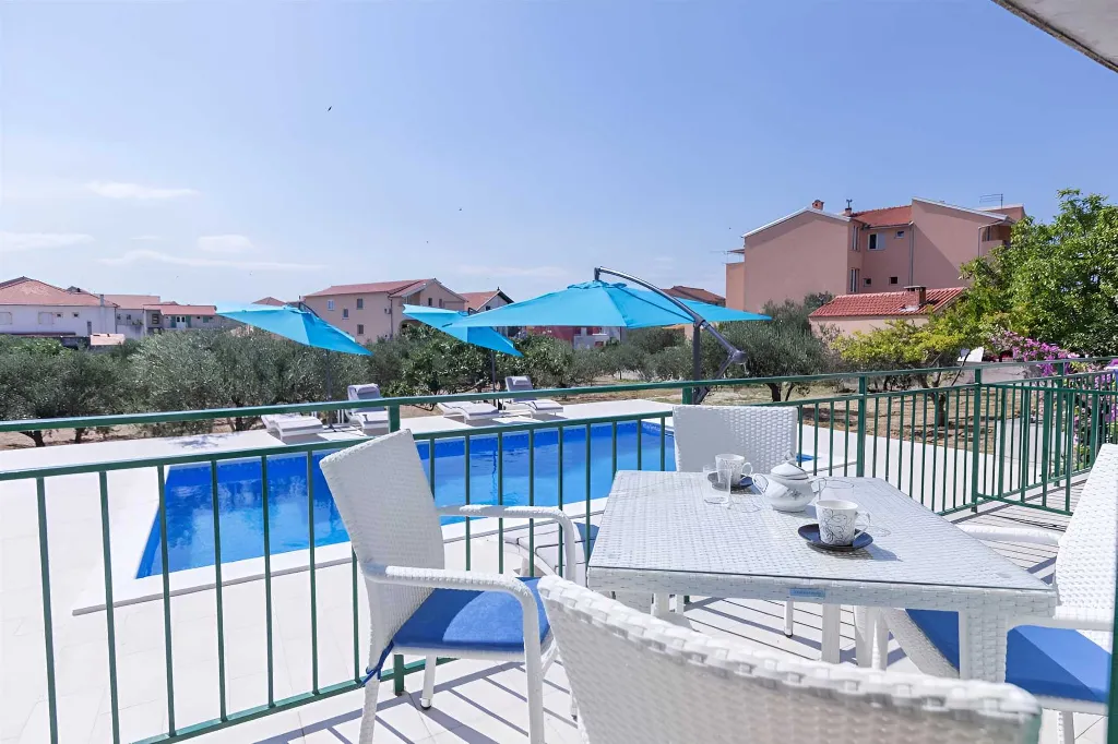 Two-Bedroom Apartment with Shared Pool in Vodice