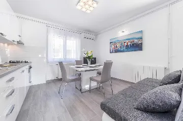 Two-Bedroom Apartment with Shared Pool in Vodice