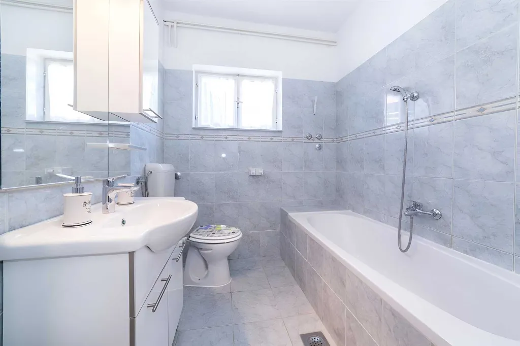 Two-Bedroom Apartment with Shared Pool in Vodice