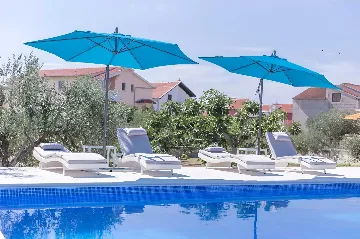 Two-Bedroom Apartment with Shared Pool in Vodice