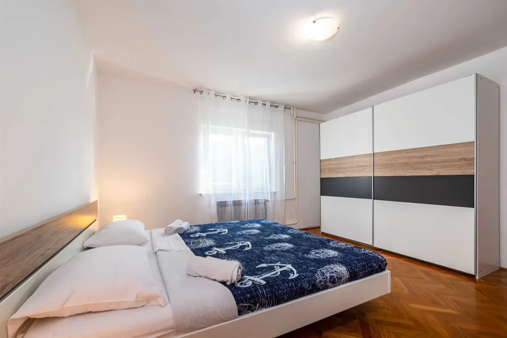 Holiday House in Suhovare for Up to 14 Guests