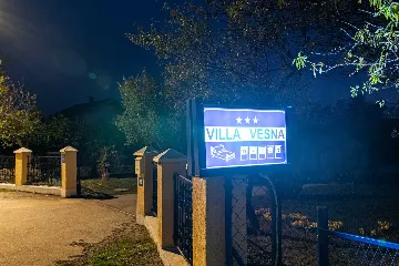 Holiday House in Suhovare for Up to 14 Guests