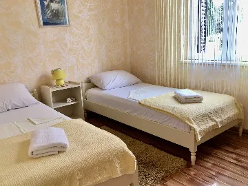 Two-Bedroom Apartment in Sabunike with Shared Hot Tub