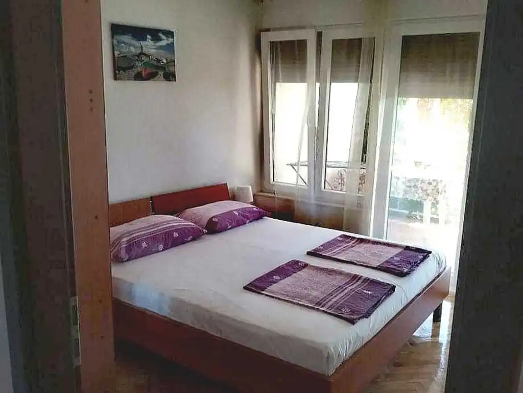 Srima Vodice Apartment for 4 near the Beach