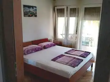 Srima Vodice Apartment for 4 near the Beach