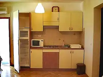 Srima Vodice Apartment for 4 near the Beach