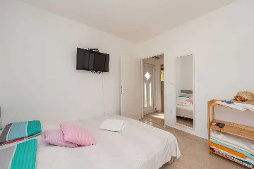 1-Bedroom Apartment in Privlaka for 3 Guests