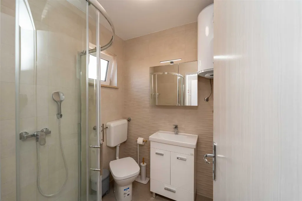 1-Bedroom Apartment for 4 Guests in Novalja