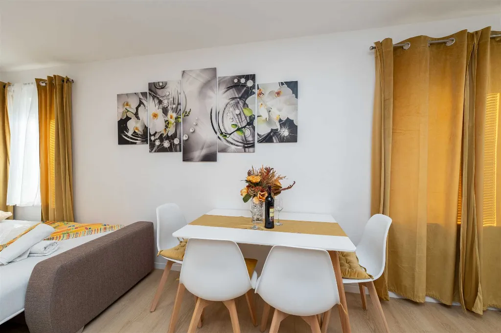1-Bedroom Apartment for 4 Guests in Novalja