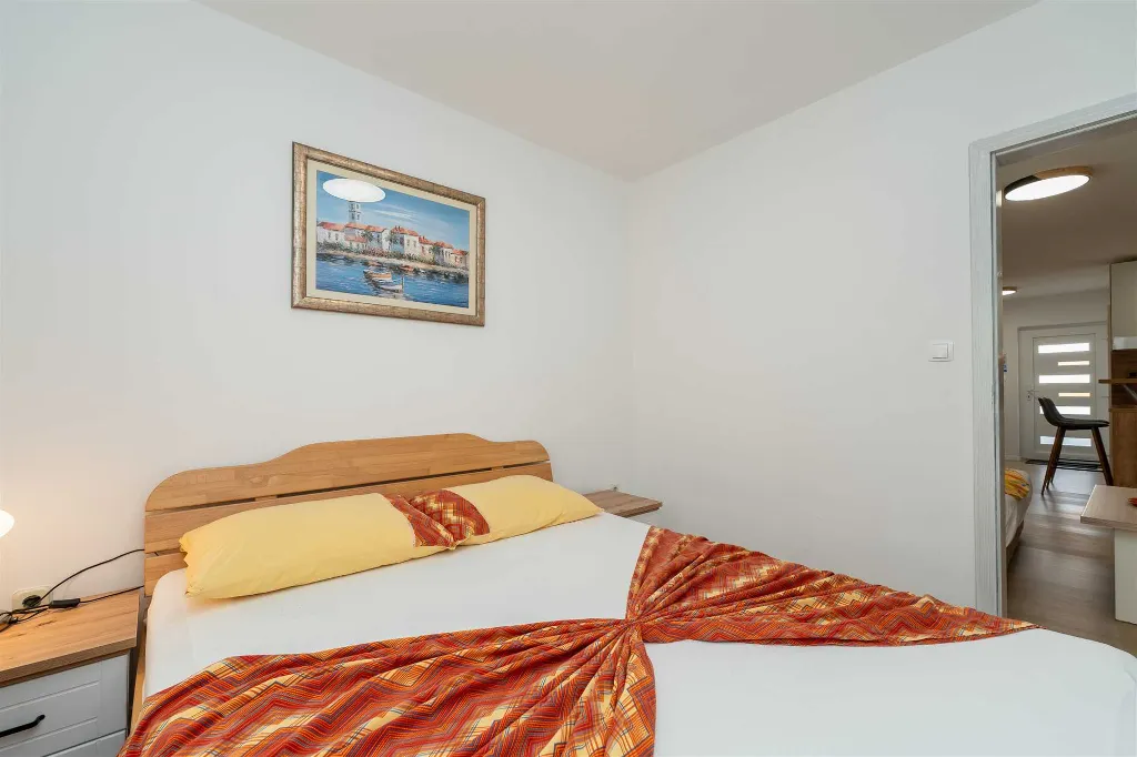 1-Bedroom Apartment for 4 Guests in Novalja