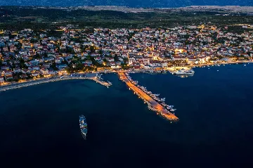 1-Bedroom Apartment for 4 Guests in Novalja