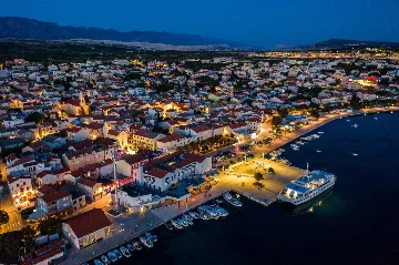 1-Bedroom Apartment for 4 Guests in Novalja