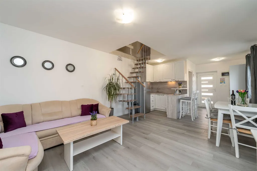 Novalja 2-Bedroom Apartment with Parking