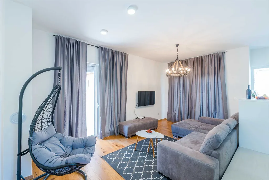 Zadar Family Villa with Jacuzzi and Patio Lounge