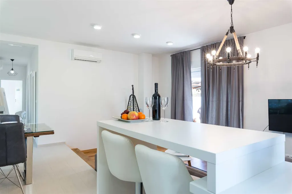 Zadar Family Villa with Jacuzzi and Patio Lounge