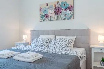 Zadar Family Villa with Jacuzzi and Patio Lounge