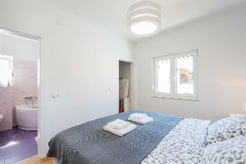 Zadar Family Villa with Jacuzzi and Patio Lounge