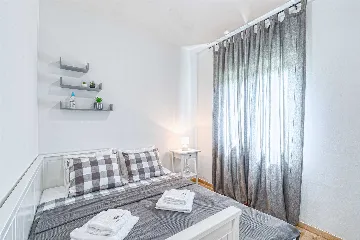 Zadar Family Villa with Jacuzzi and Patio Lounge